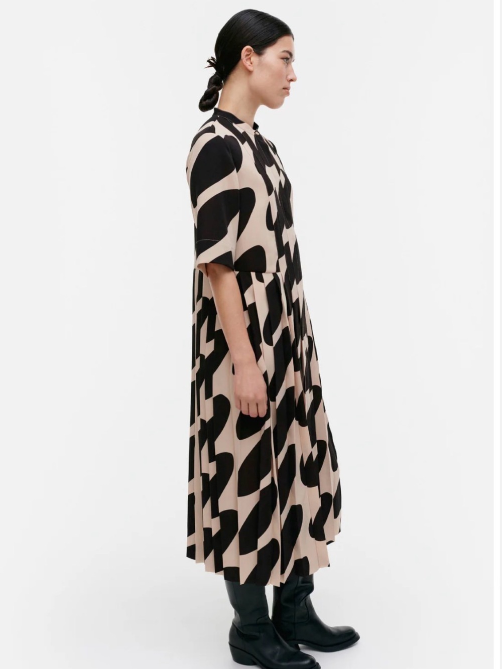 Marimekko Beige and Black Abstract Midi Shirt Dress - Picture 2 of 7